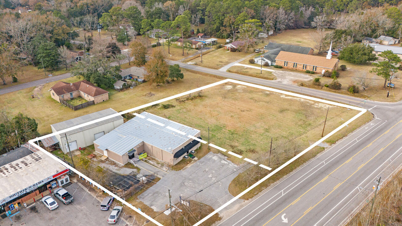 Pictures of Mixed Use, Office, Retail, Special Purpose property located at 4008 Dauphin Island Pkwy, Mobile, AL 36605 for sales - image #1