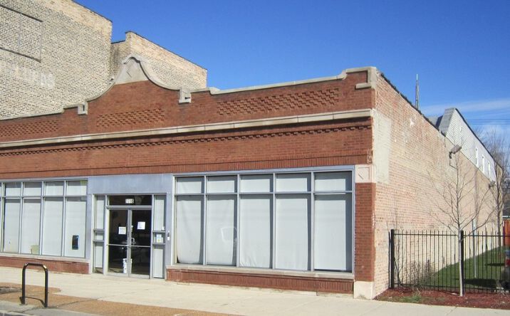 image of property at 3716 W FULLERTON AVE Chicago IL 60647-2306