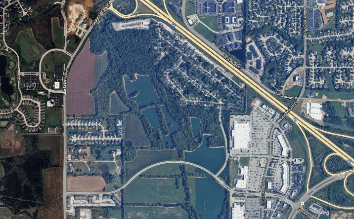 Pictures of Land property located at Hawk Ridge Trail, Lake Saint Louis, MO 63367, Lake St Louis Blvd, Lake Saint Louis, MO 63367, Orf Rd, Lake Saint Louis, MO 63367 for sales - image #1