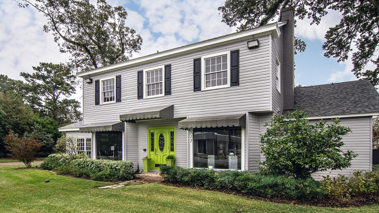 Pictures of Hospitality, Mixed Use, Office, Retail, Special Purpose property located at 7 S Florida St, Mobile, AL 36606 for sales - image #1