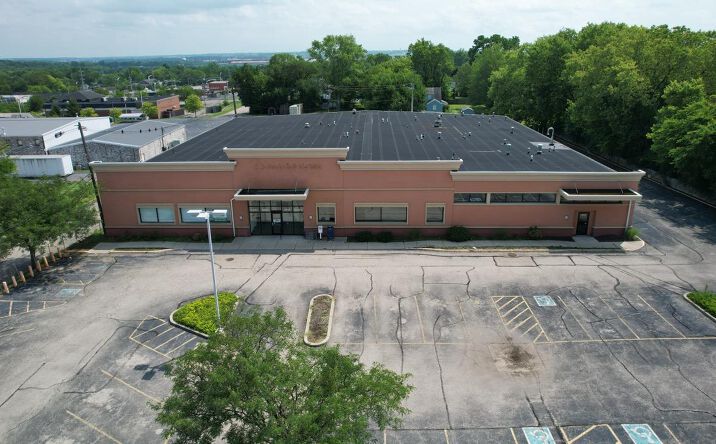 Pictures of Office property located at 4214-4222 Grand Ave, Middletown, OH 45044 for sales - image #1