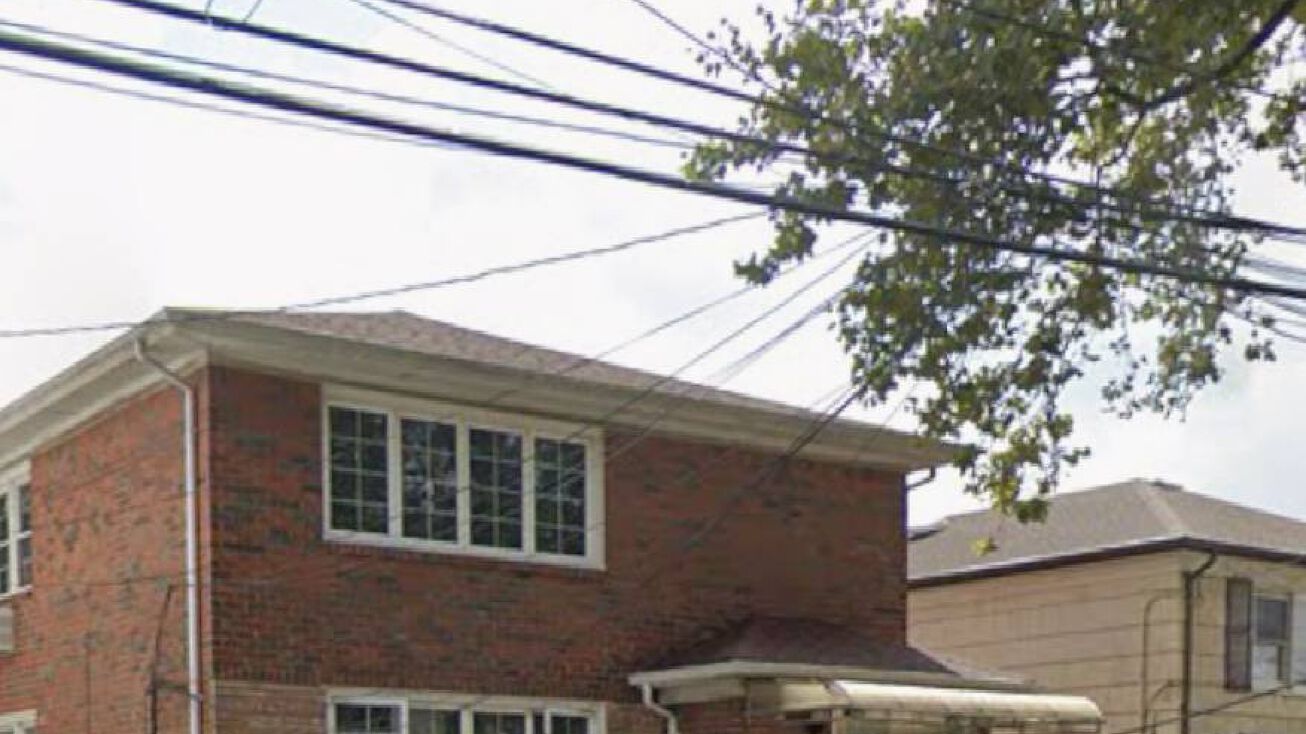 Pictures of Mixed Use property located at 4231 156 street, Flushing, NY 11355 for sales - image #1