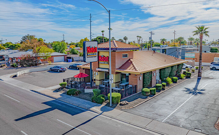 Pictures of Retail property located at 745 E Glendale Ave, Phoenix, AZ 85020 for sales - image #1