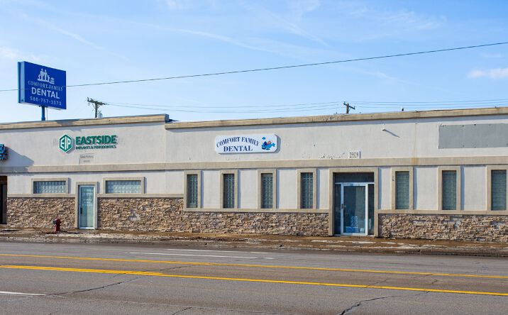 Pictures of Office property located at 25529 Van Dyke Ave, Center Line, MI 48015 for sales - image #1