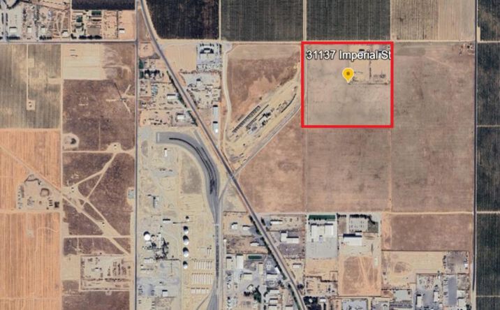 Pictures of Industrial, Land, Mixed Use, Mobile Home Park, Self Storage property located at 31137 Imperial St, Shafter, CA 93263 for sales - image #1