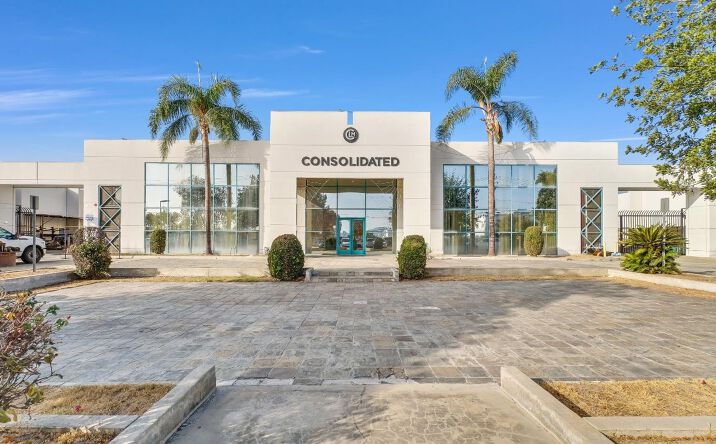 Pictures of Industrial property located at 207-211 Erie St, Pomona, CA 91768 for sales - image #1