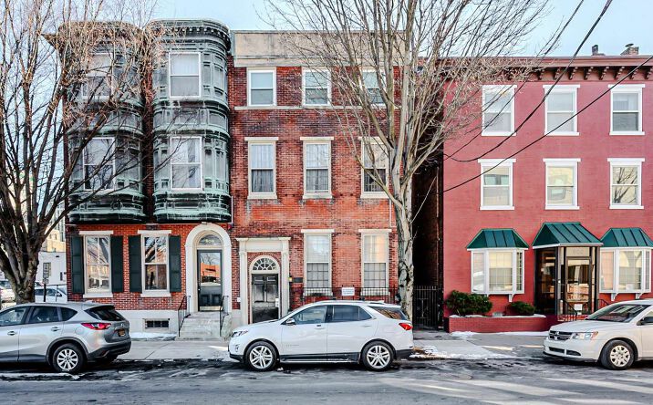 Pictures of Multifamily property located at 804 N West St, Wilmington, DE 19801 for sales - image #1