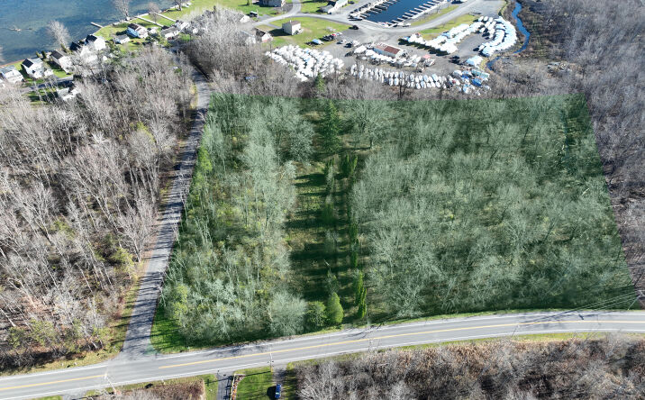 Pictures of Land property located at 8418 Lakeshore Rd, Cicero, NY 13039 for sales - image #1