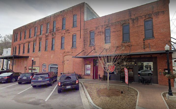 Pictures of Hospitality property located at 106 E Bridge St, Wetumpka, AL 36092 for sales - image #1