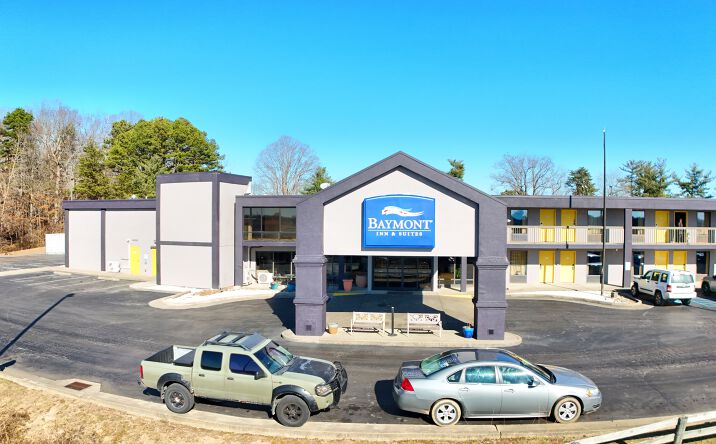 Pictures of Hospitality property located at 2075 Hwy 192, London, KY 40741 for sales - image #1