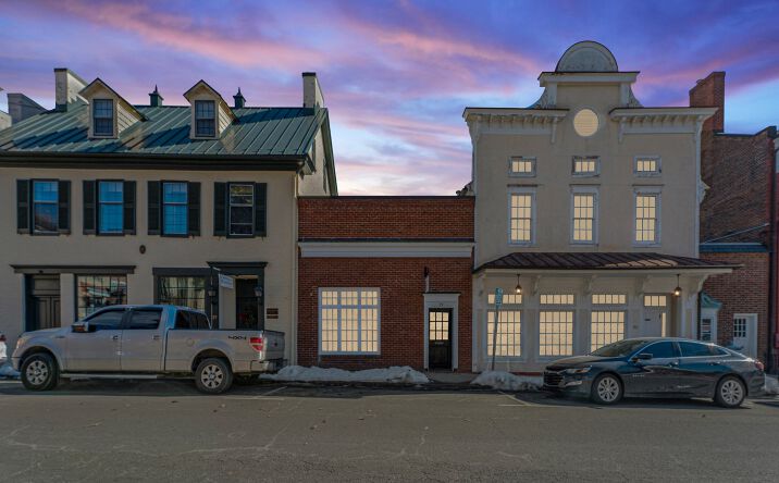 Pictures of Office property located at 29 Culpeper St, Warrenton, VA 20186 for sales - image #1