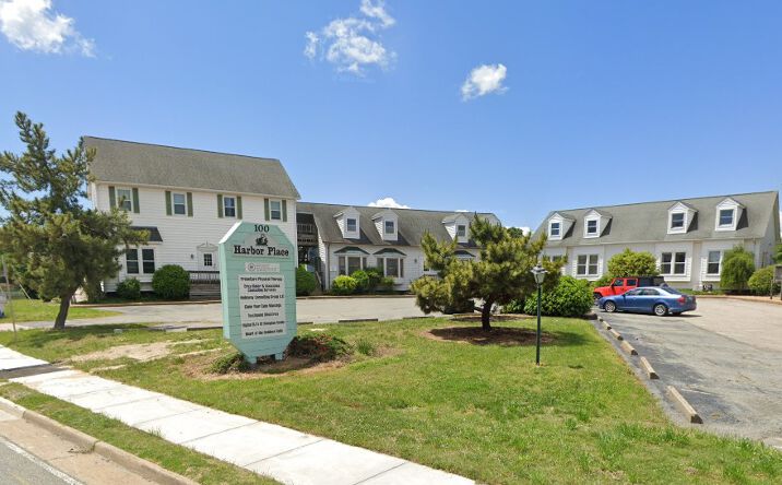 Pictures of Office property located at 100 Bridge St, Hampton, VA 23669 for sales - image #1