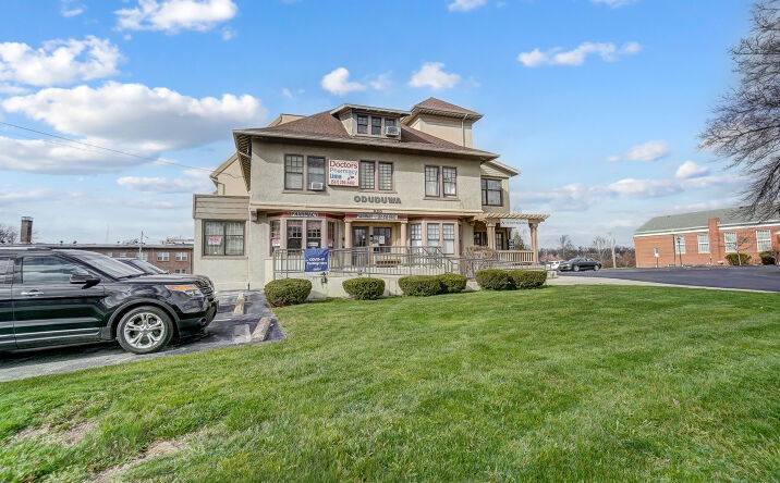 Pictures of Mixed Use, Office, Special Purpose property located at 916 W Market St, Lima, OH 45805 for sales - image #1