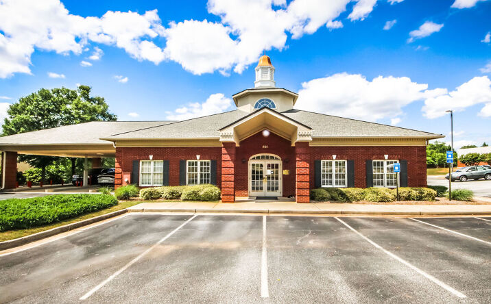 Pictures of Business for Sale, Mixed Use, Office, Retail, Special Purpose property located at 860 Hampton Rd, McDonough, GA 30253 for sales - image #1