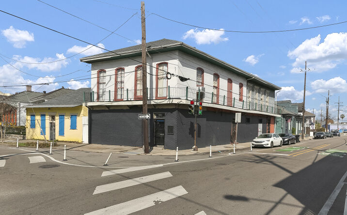Pictures of Mixed Use property located at 2529 Dauphine St, New Orleans, LA 70117 for sales - image #1