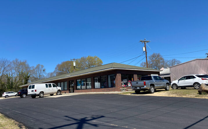 Pictures of Business for Sale, Retail property located at 182 Saluda St, Chester, SC 29706 for sales - image #1