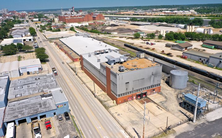 Pictures of Industrial property located at 2400 SW Washington St, Peoria, IL 61602 for sales - image #1