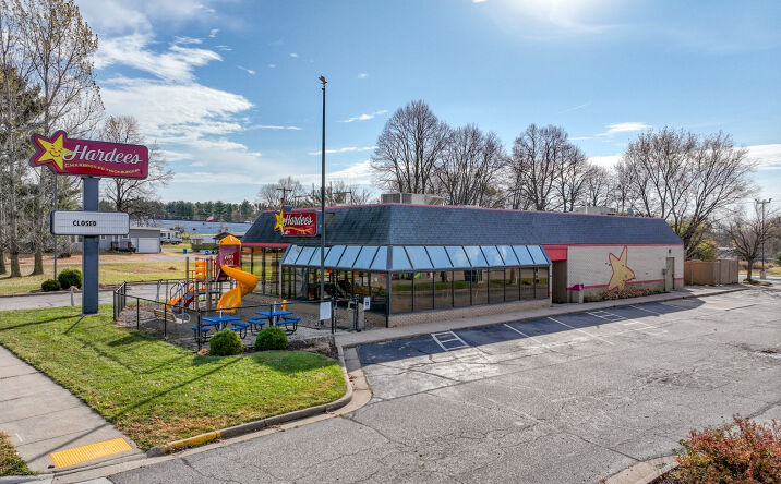Pictures of Retail property located at 150 E Division St, Neillsville, WI 54456 for sales - image #1