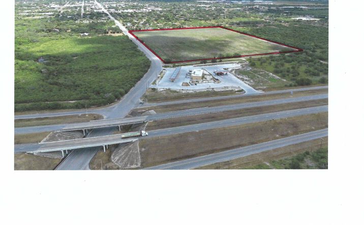 Pictures of Land property located at W Sinton St, Sinton, TX 78387 for sales - image #1