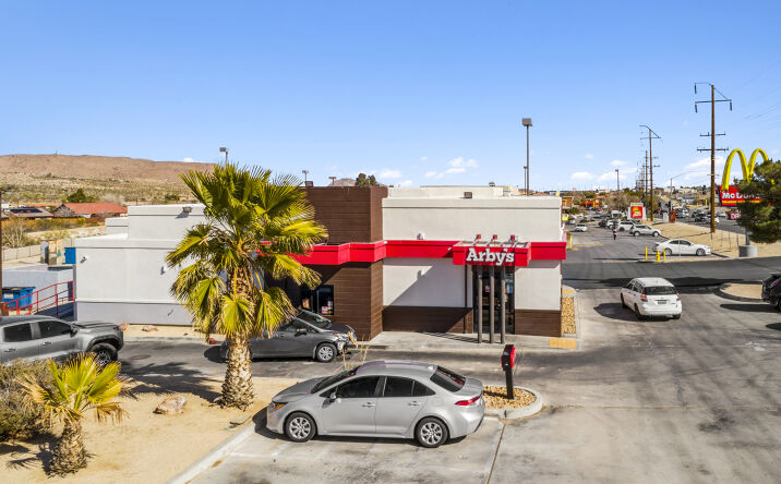 Pictures of Retail property located at 57622 29 Palms Hwy, Yucca Valley, CA 92284 for sales - image #1
