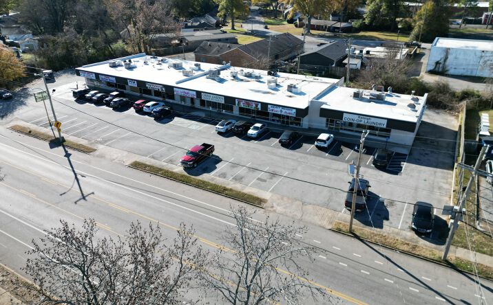image of property at 3203 COLEMAN RD Memphis TN 38128-6553