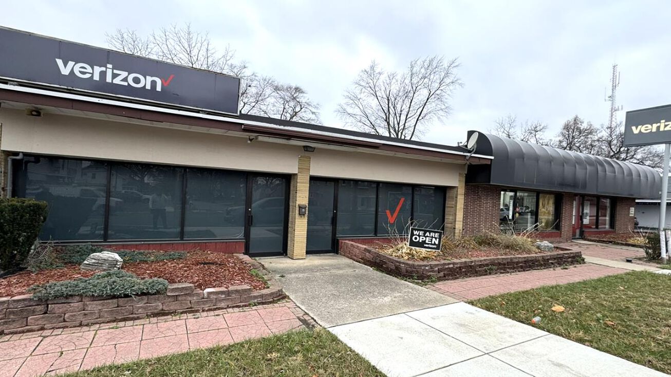 Pictures of Retail, Multifamily property located at 5117-5129 Lewis Avenue, Toledo, OH 43612 for sales - image #1