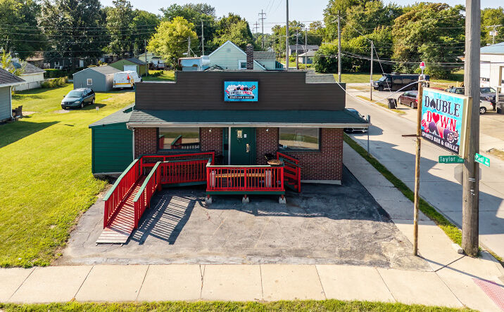Pictures of Business for Sale property located at 2145 Taylor St, Fort Wayne, IN 46802 for sales - image #1