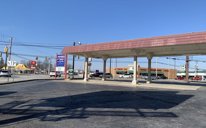 Pictures of Retail property located at 2094 Allentown Rd, Lima, OH 45805 for sales - image #1