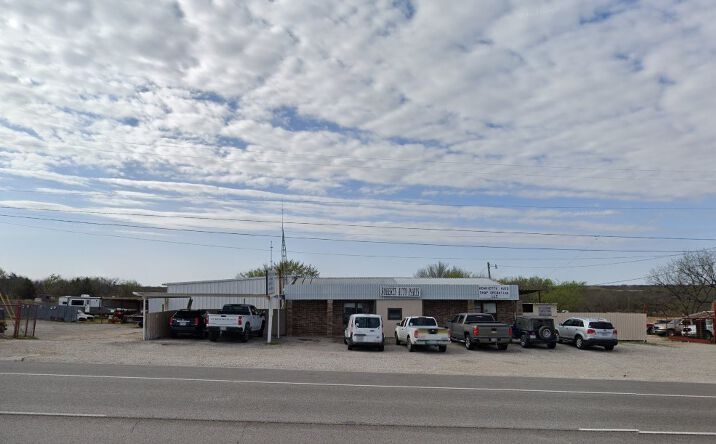 Pictures of Business for Sale property located at 1411 W Omega St, Henrietta, TX 76365 for sales - image #1