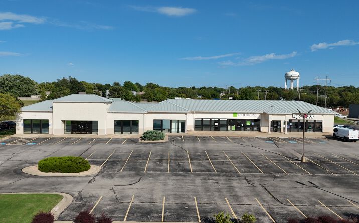Pictures of Retail property located at 1900 Johnson Dr, Derby, KS 67037 for sales - image #1