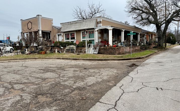 Pictures of Retail property located at W Valentine St, Tyler, TX 75702 for sales - image #1