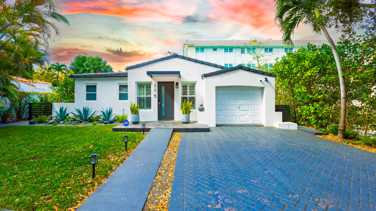 Pictures of Multifamily, Note/Loan property located at 814 Monterey St, Coral Gables, FL 33134 for sales - image #1