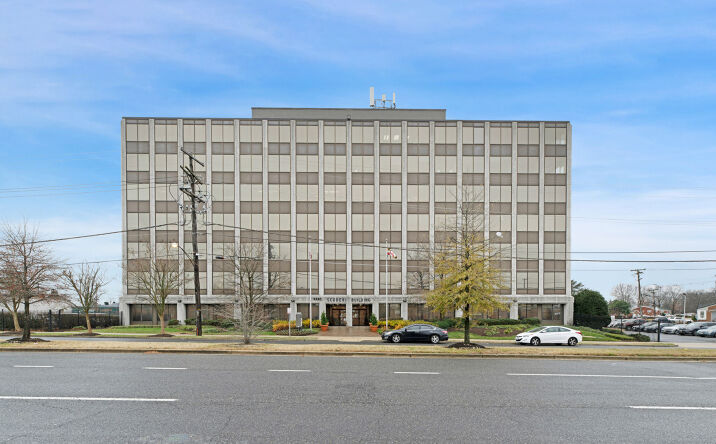 Pictures of Office property located at 4235 28th Ave, Temple Hills, MD 20748 for sales - image #1