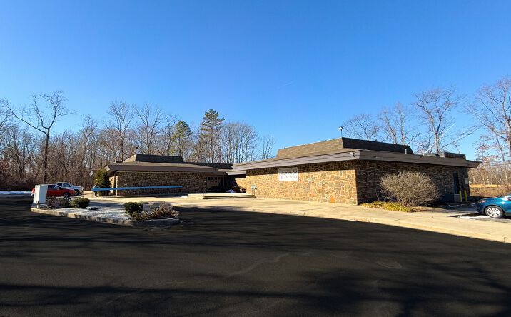 Pictures of Office property located at 339 N Route 73, Berlin, NJ 08009 for sales - image #1
