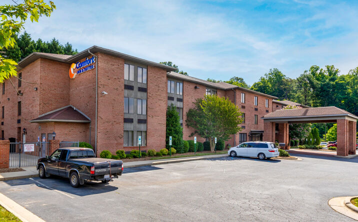 Pictures of Hospitality, Senior Living property located at 2060 Blowing Rock Rd, Boone, NC 28607, 1184 NC-105, Boone, NC 28607, 790 Blowing Rock Blvd, Lenoir, NC 28645 for sales - image #1