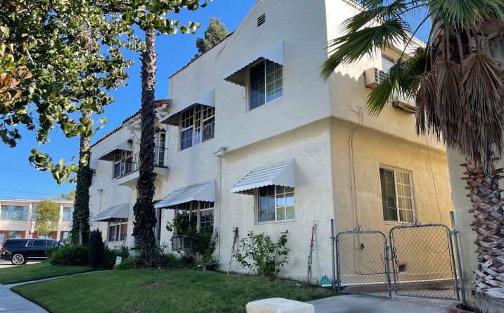 Pictures of Multifamily property located at 630 Naranja Drive, Glendale, CA 91206 for sales - image #1