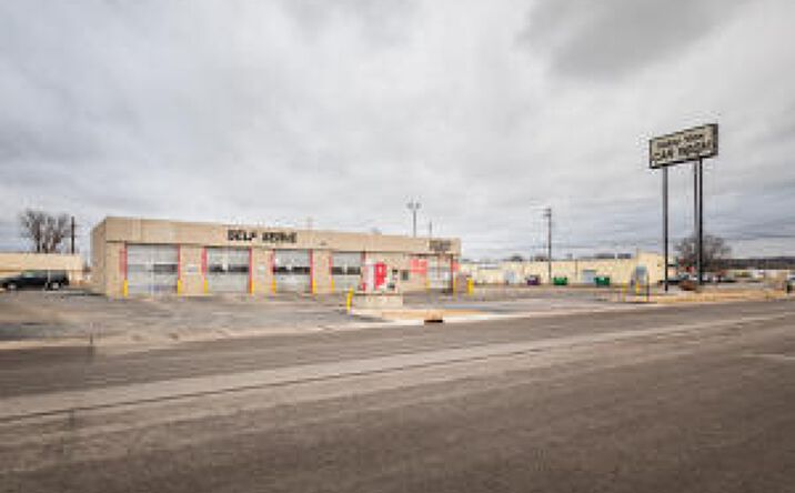 Pictures of Industrial property located at 591 Lester Ave, Onalaska, WI 54650 for sales - image #1