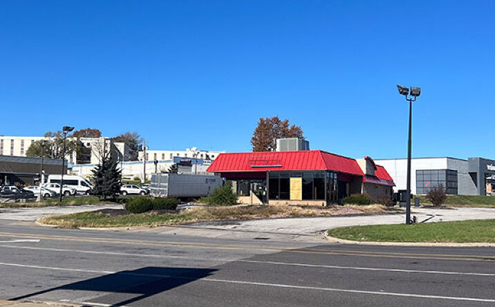 Pictures of Retail property located at 16800 E. Gudgell Road, Independence, MO 64055 for sales - image #1