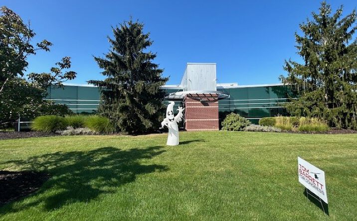 Pictures of Office, Business for Sale property located at 3985 Okemos Rd, Okemos, MI 48864 for sales - image #1