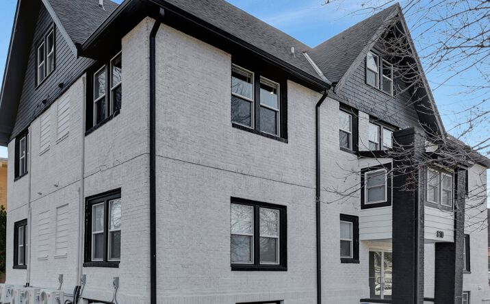 Pictures of Multifamily property located at 810 S 12th St, Lincoln, NE 68508 for sales - image #1