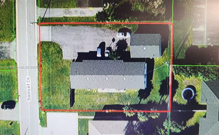 Pictures of Multifamily property located at 8690 Sunset Dr A, Palm Beach Gardens, FL 33410 for sales - image #1