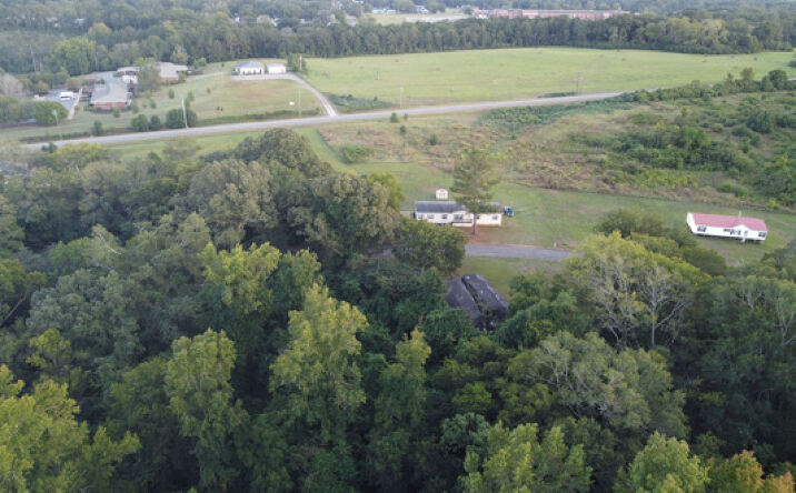 Pictures of Mobile Home Park property located at 24 Town Creek Ln, Talladega, AL 35160 for sales - image #1