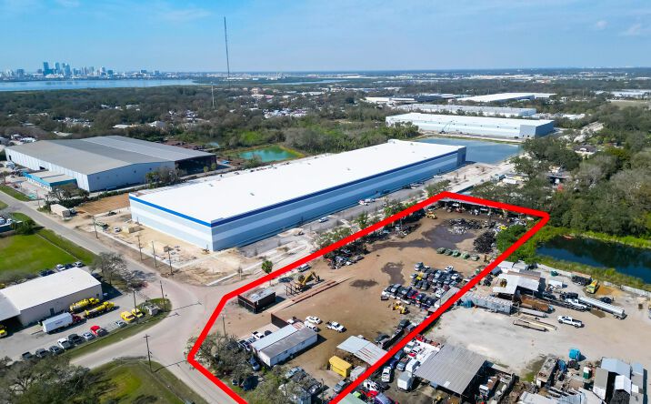 Pictures of Land property located at 5404 24th Ave S, Tampa, FL 33619 for sales - image #1