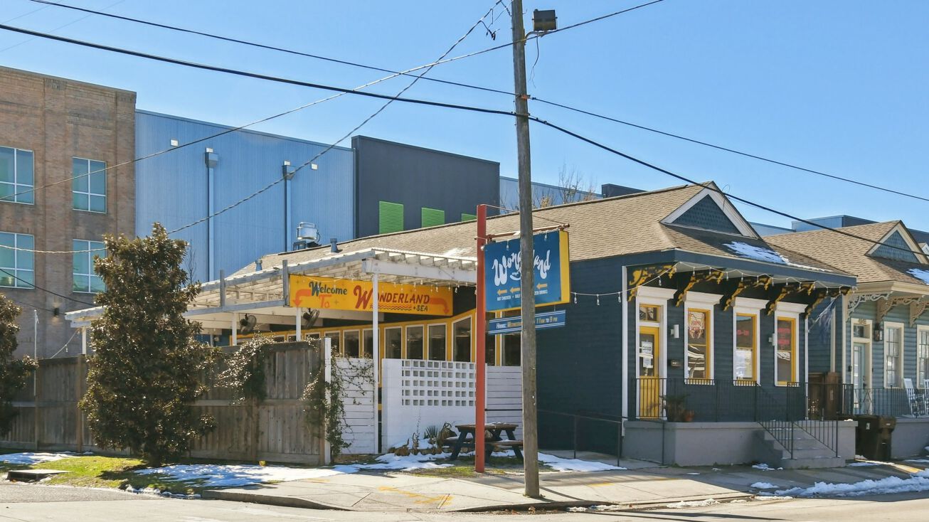Pictures of Retail property located at 4842 Tchoupitoulas St, New Orleans, LA 70115 for sales - image #1