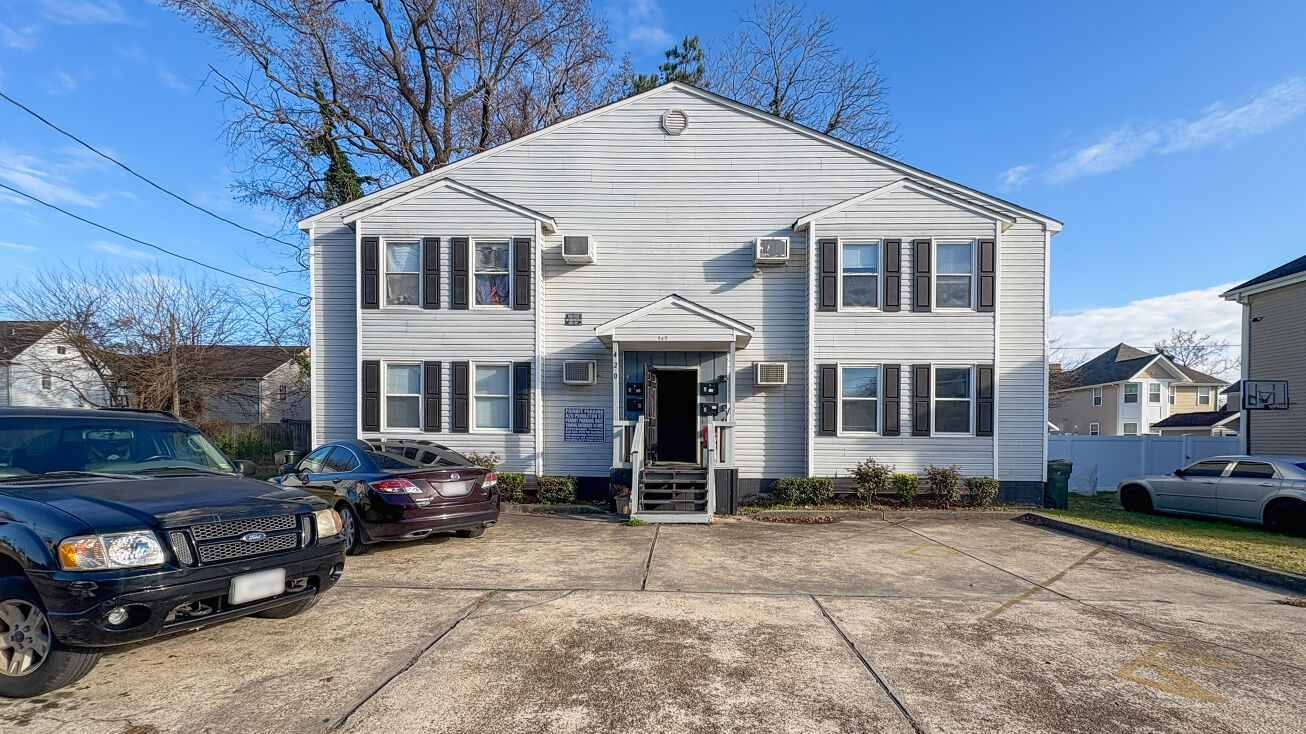 Pictures of Multifamily property located at 420 Pendleton St, Norfolk, VA 23523 for sales - image #1