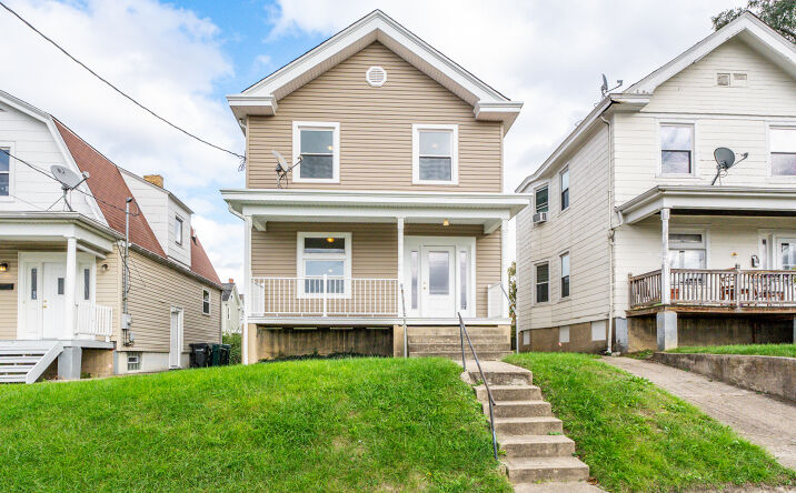 Pictures of Multifamily property located at 3552 Woodburn Ave, Cincinnati, OH 45207, 3554 Woodburn Ave, Cincinnati, OH 45207, 3556 Woodburn Ave, Cincinnati, OH 45207 for sales - image #1