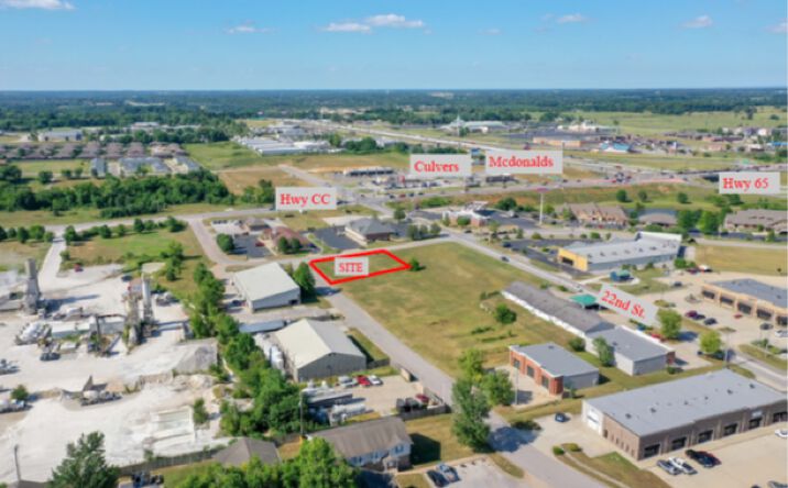 Pictures of Land property located at Town Centre Dr, Ozark, MO 65721 for sales - image #1