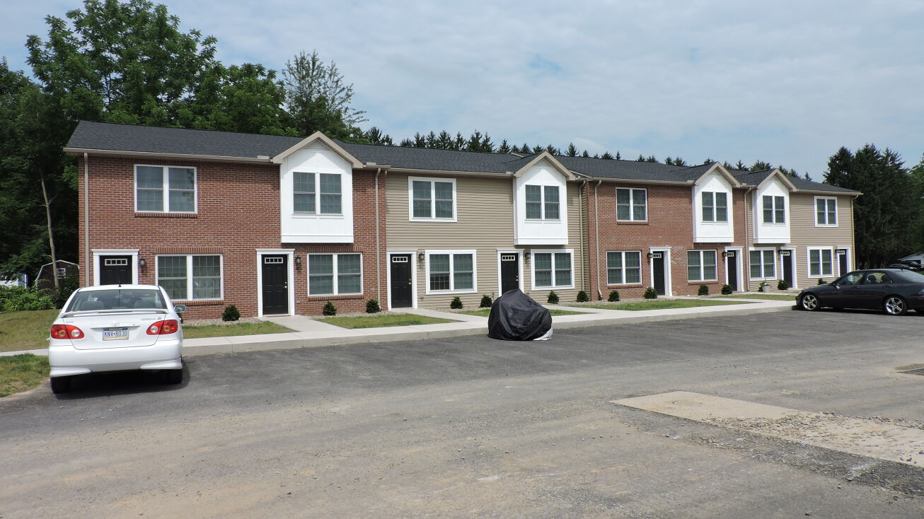 Pictures of Multifamily property located at 20002100 Mill Lane