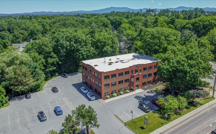 Pictures of Office property located at 620 Hinesburg Rd, South Burlington, VT 05403 for sales - image #1