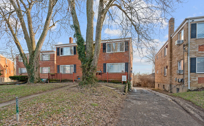 Pictures of Multifamily property located at 2509 Flanigan Ct, Cincinnati, OH 45239 for comps - image #1